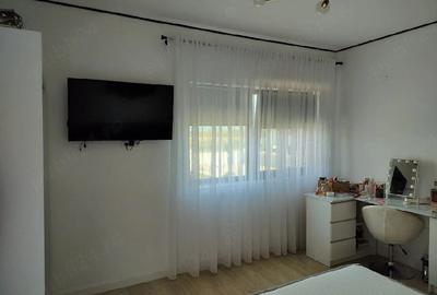 Casă cu Teren 300 Mp în Preajba - 3