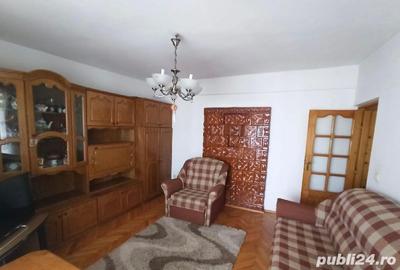 Apartament cu 2 camere decomandat în Ilișești - 1