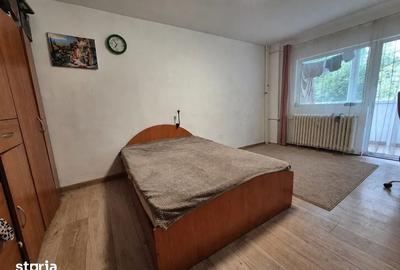 Garsonieră decomandată în Militari