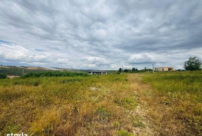 Teren de 657 mp, în Paleu