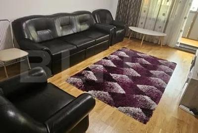 Apartament cu 2 camere semidecomandat, mobilat în Central