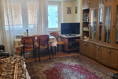Apartament cu 3 camere decomandat în Central - 1