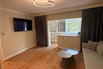Apartament cu 2 camere semidecomandat, mobilat în Complex Studențesc - 1