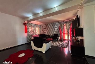 Casă cu 4 camere cu Teren 350 Mp în Valea Adâncă