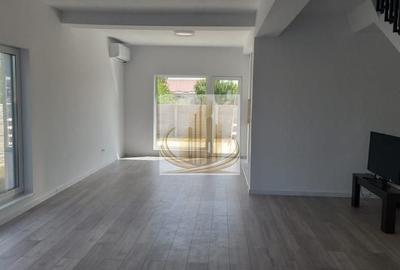 Duplex cu 4 camere cu Canalizare în Moșnița Veche