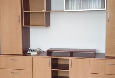 Apartament cu 3 camere semidecomandat, mobilat în Florilor - 2