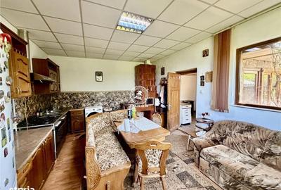 Casă cu 2 camere în Central