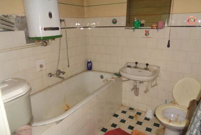 Casă cu 7 camere cu Canalizare în Semicentral - 13