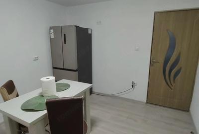 Casă cu 3 camere cu Teren 474 Mp în Central