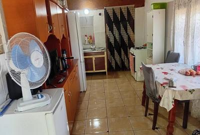 Casă cu 3 camere cu Teren 800 Mp în Central
