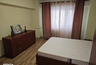 Apartament cu 3 camere în Tudor Vladimirescu