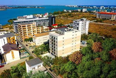 Apartament cu 2 camere decomandat, mobilat în Universitate