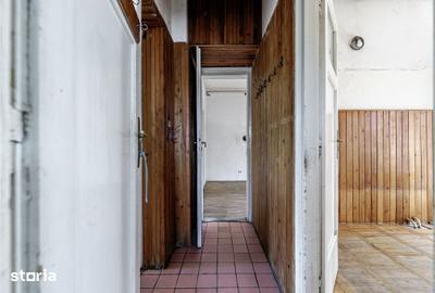 Casă cu 5 camere cu Teren 716 Mp în Pârneava