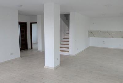 Casă cu 6 camere cu Teren 500 Mp în Găneasa - 8
