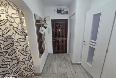 Apartament cu 2 camere decomandat în Calea Caransebeșului