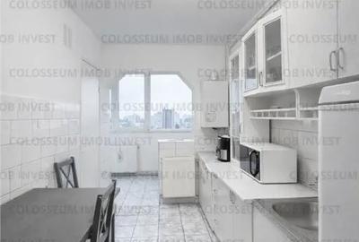 Apartament cu 3 camere decomandat în Calea București