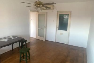 Apartament cu 2 camere semidecomandat în Gara de Nord