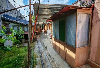Casă individuală cu 4 camere cu Canalizare în Dorobanți - 2