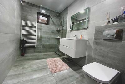Casă cu 4 camere decomandat în Central - 3