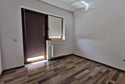 Casă cu 5 camere cu Canalizare în Central - 15
