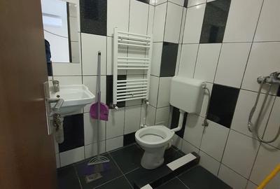 Spațiu comercial, de 20 mp, în Piața Unirii