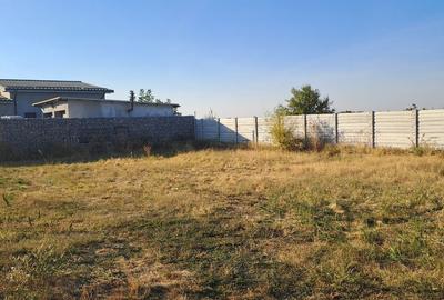 Teren de 850 mp, în Cârcea