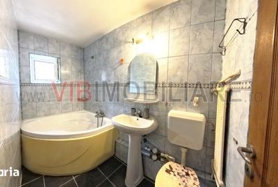 Apartament cu 3 camere decomandat în Centrul Civic - 6