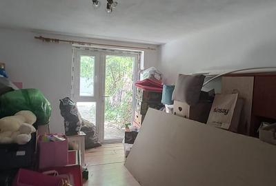 Casă cu 2 camere cu Teren 60 Mp în Central