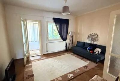 Apartament cu 2 camere semidecomandat, mobilat în Cișmigiu