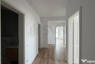 Apartament cu 3 camere decomandat în Sisești