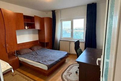 Apartament cu 3 camere decomandat în Brătianu