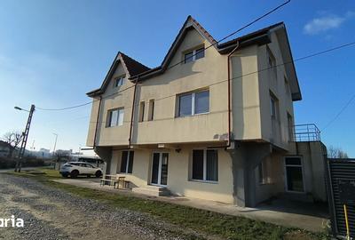 Casă cu 10 camere cu Teren 300 Mp în Sânmartin - 6