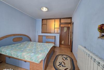 Apartament cu 3 camere decomandat în Faleză - 2