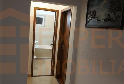 Apartament cu 3 camere decomandat, mobilat în Tomis Nord - 10