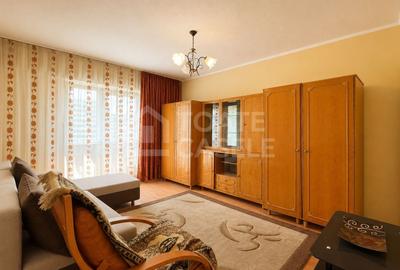 Apartament cu 3 camere decomandat în Între Lacuri - 1