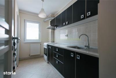 Apartament cu 2 camere decomandat în Valea Cetății