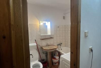Garsonieră decomandată în Central