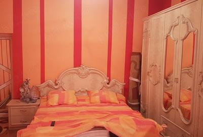 Casă cu 5 camere cu Teren 250 Mp în Chercea