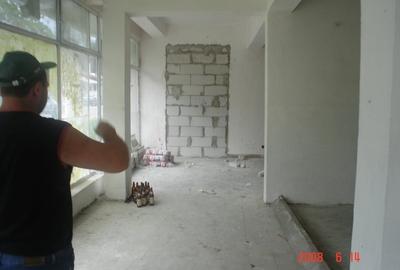 Spațiu comercial, de 510 mp, în Central - 3