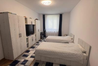 Apartament cu 2 camere decomandat în Petros - 5