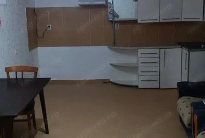 Apartament cu 2 camere decomandat în Giurgiului