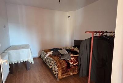 Casă cu 6 camere cu Teren 500 Mp în 1 Mai - 2