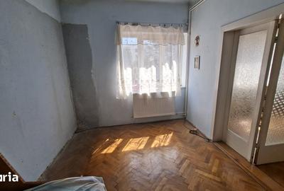 Casă cu 2 camere cu Teren 126 Mp în Central