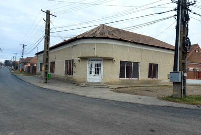 Spațiu comercial, de 350 mp, în Toboliu