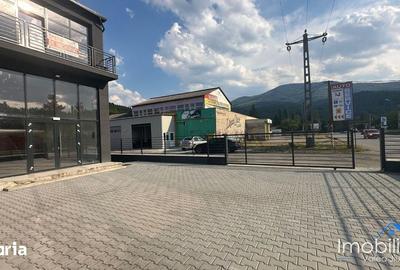 Spațiu comercial, de 550 mp, în Petros - 6