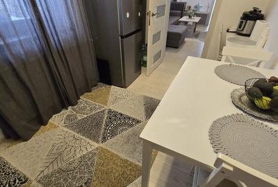 Apartament cu 3 camere semidecomandat în Fălticeni - 1