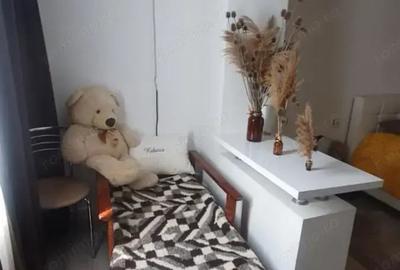 Garsonieră decomandată în Politehnica