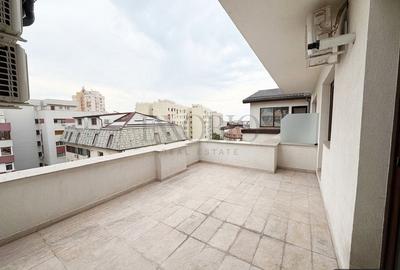 Apartament cu 3 camere în Dorobanți
