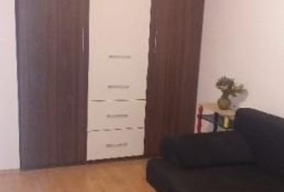Apartament decomandat în Berceni