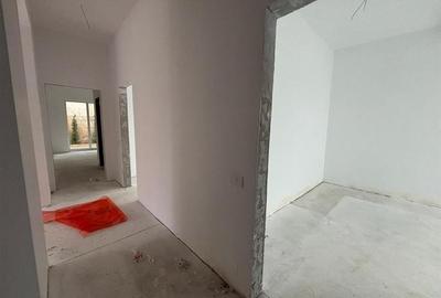 Casă individuală cu 4 camere cu Canalizare în Dealuri Oradea - 9